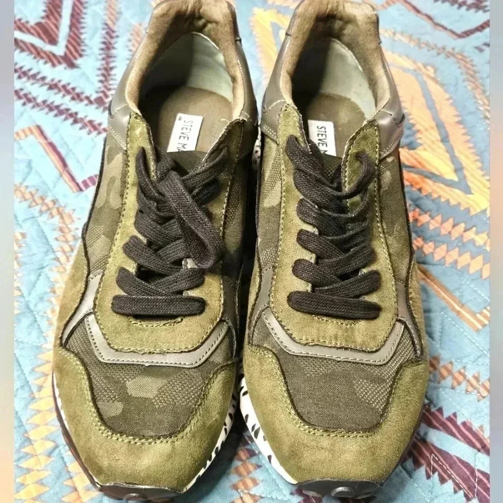 Steve Madden camo - Picture 4 of 7